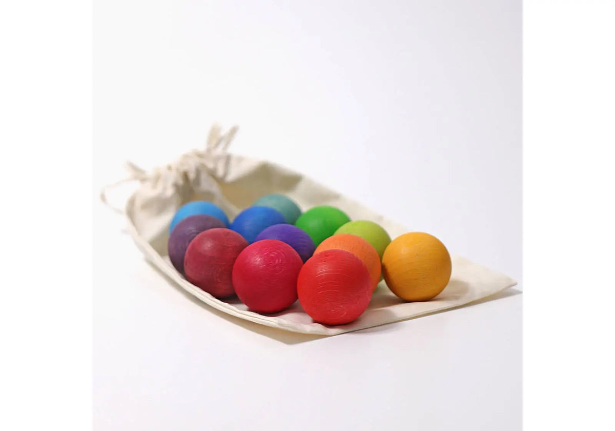 12 petites boules en bois Grimm's - coloris Rainbow