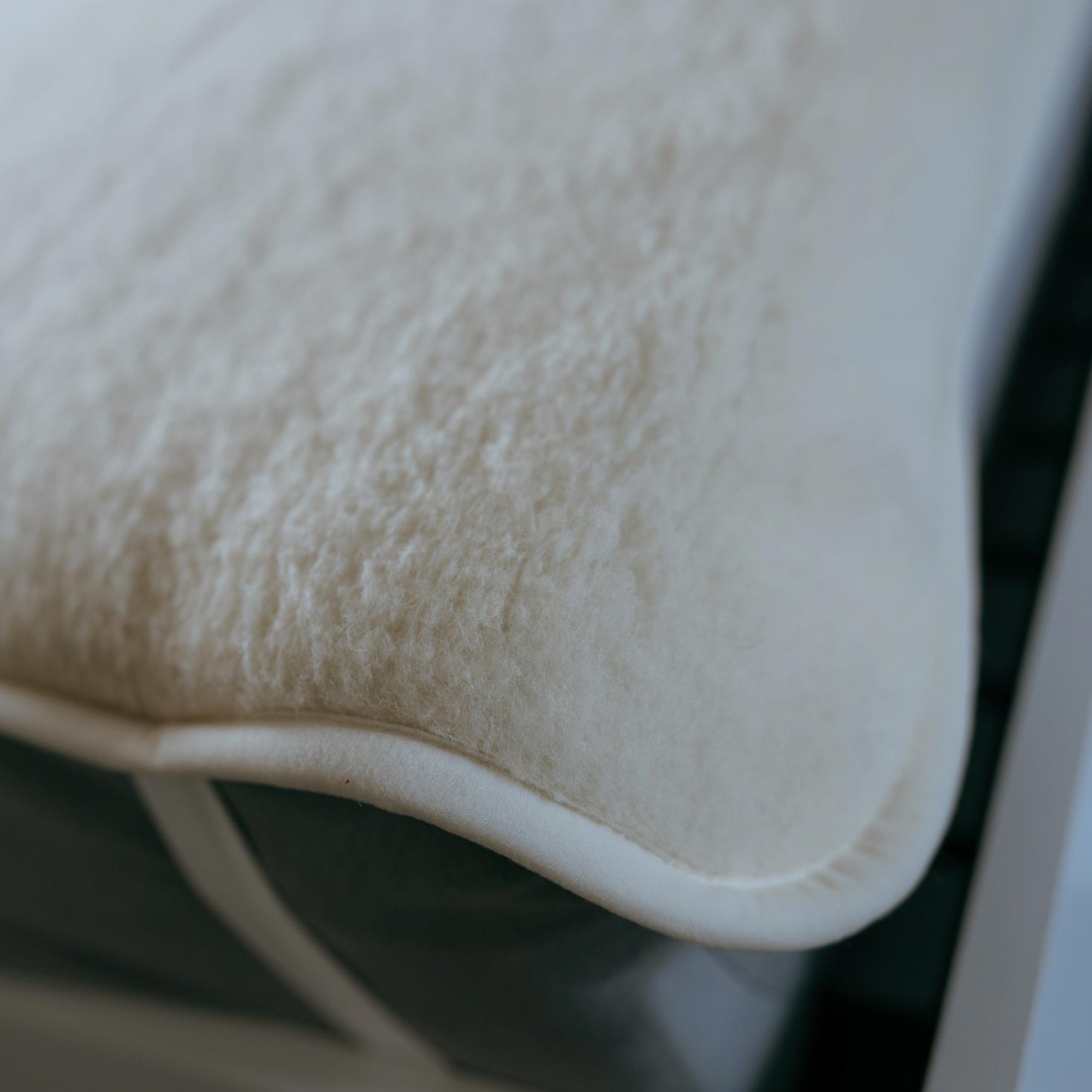 Protège matelas en laine Alwero - 90x200cm