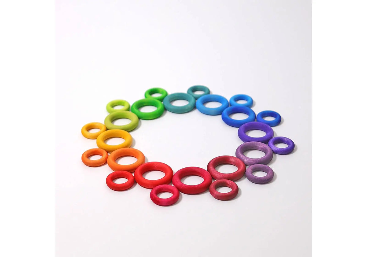 Anneaux en bois Grimm's - Rainbow