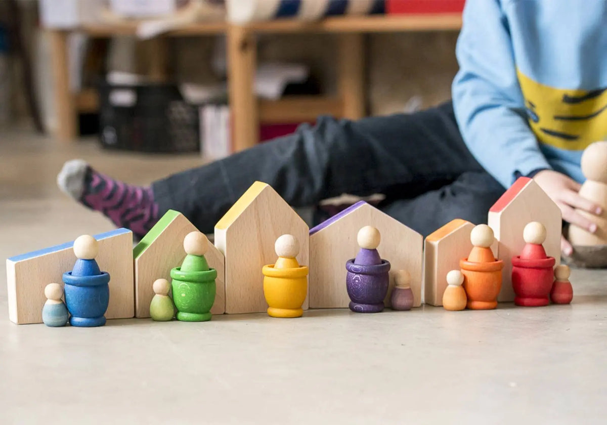 6 bébés Nins en bois Grapat