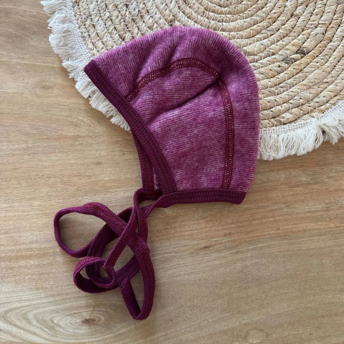 Bonnet bébé en polaire de laine & coton bio Cosilana – Bourgogne