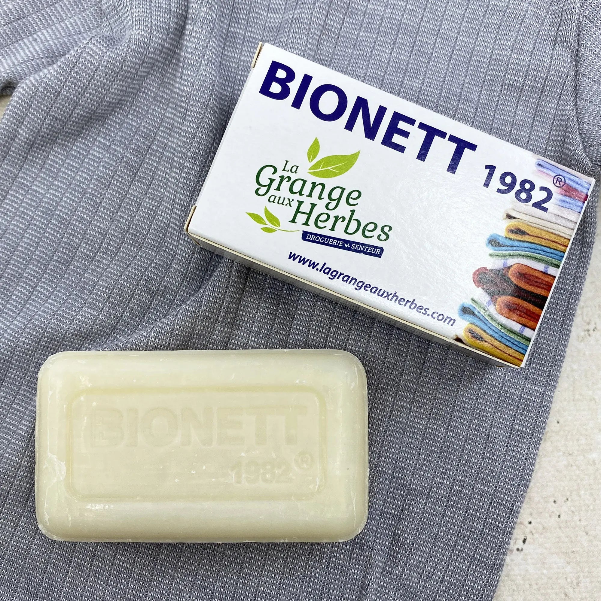 Savon détachant naturel BIONETT au fiel de bœuf 100g