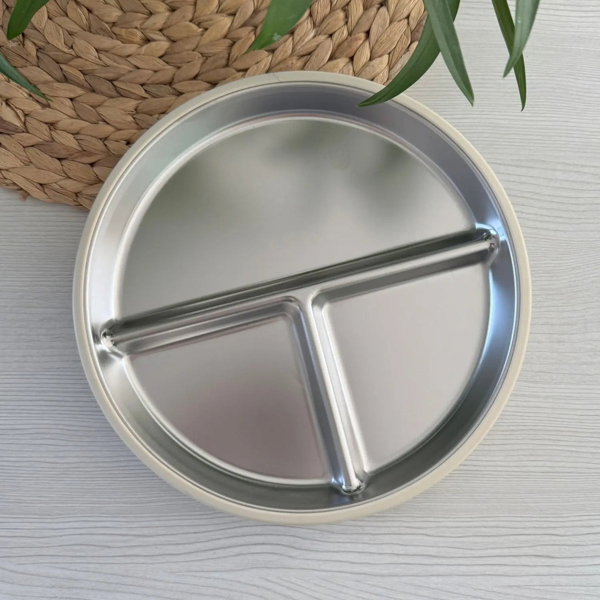 Assiette inox à ventouse 3 compartiments Joli Monde - 23 cm