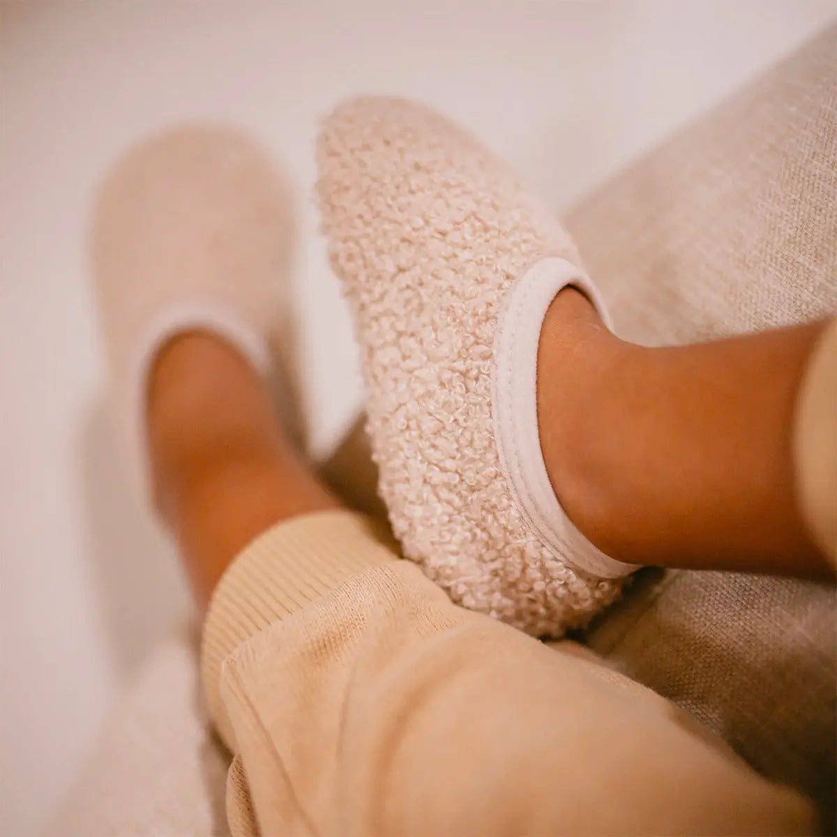 Chaussons doudou en coton Mrs Ertha - Ivoire