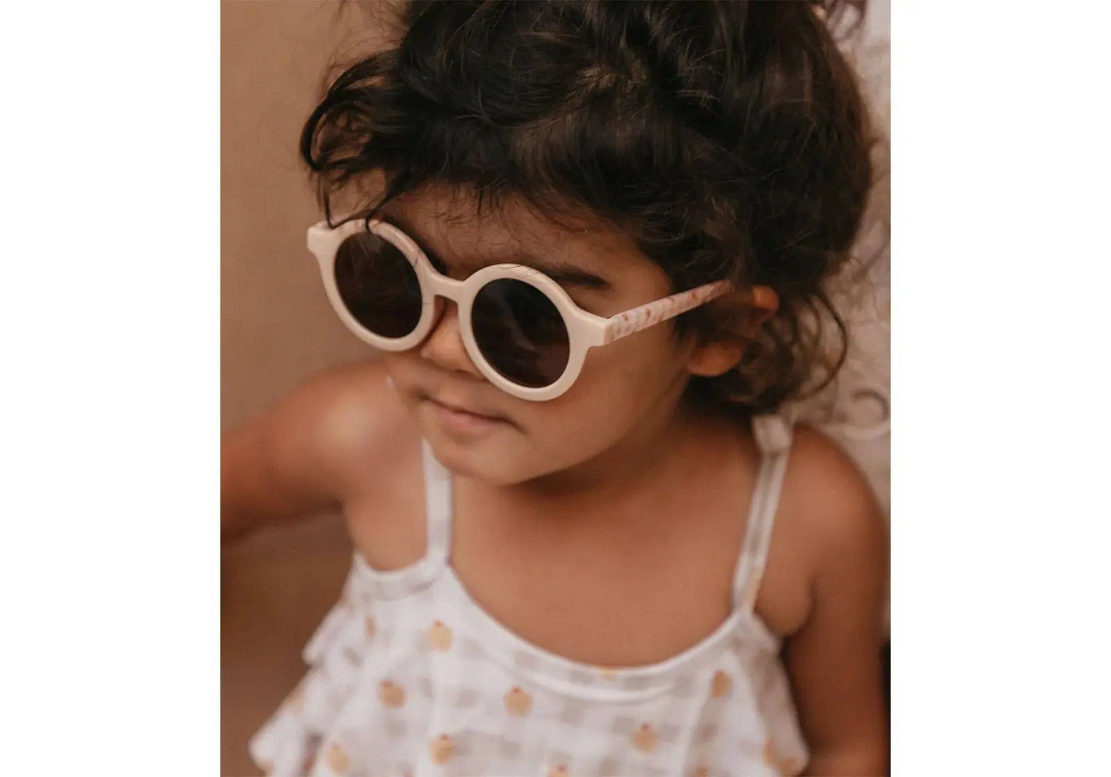 Lunettes de soleil en silicone Kids Mrs Ertha - Strawberry