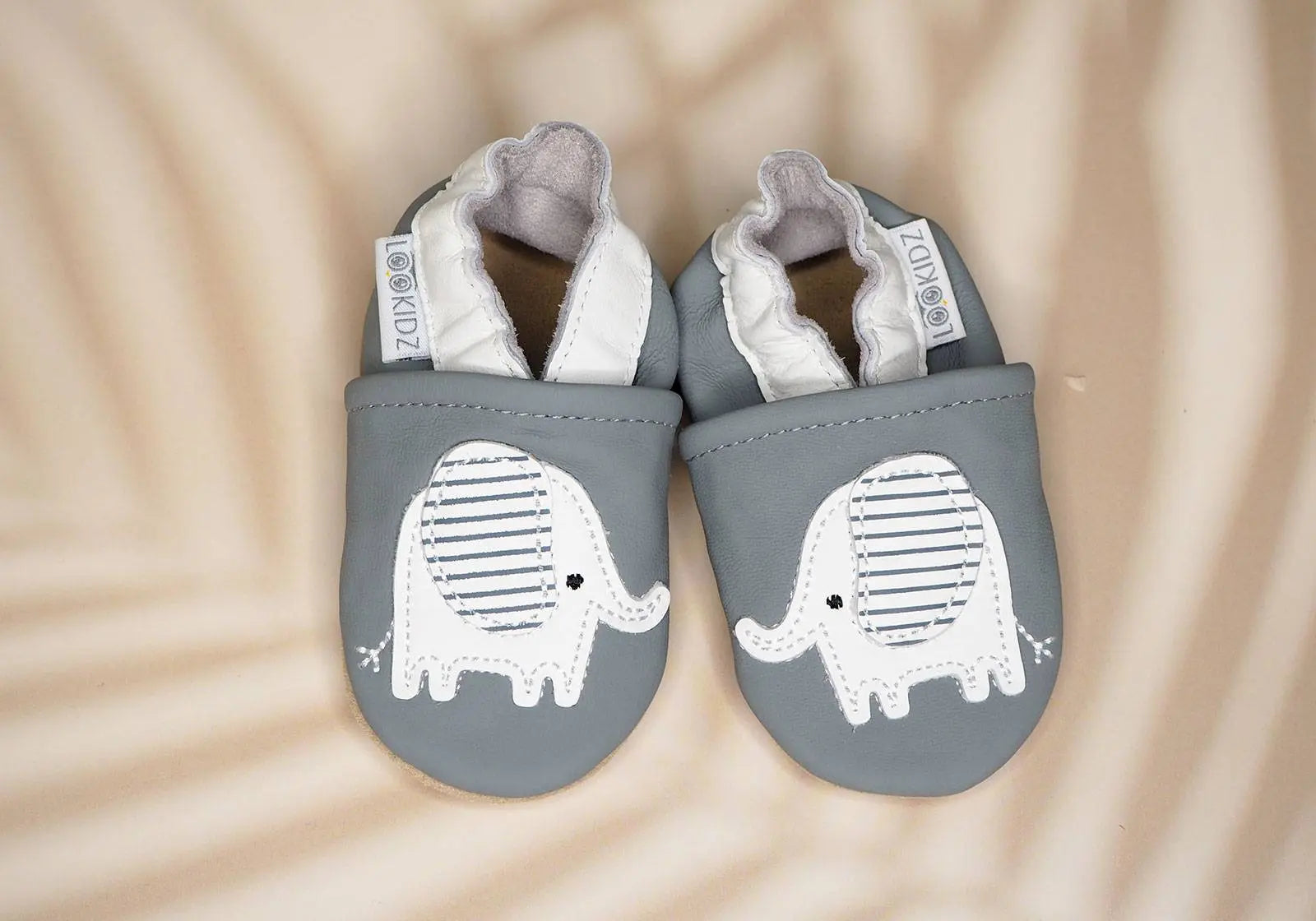 Chaussons en cuir souple Lookidz - Eléphants blanc - Lilinappy