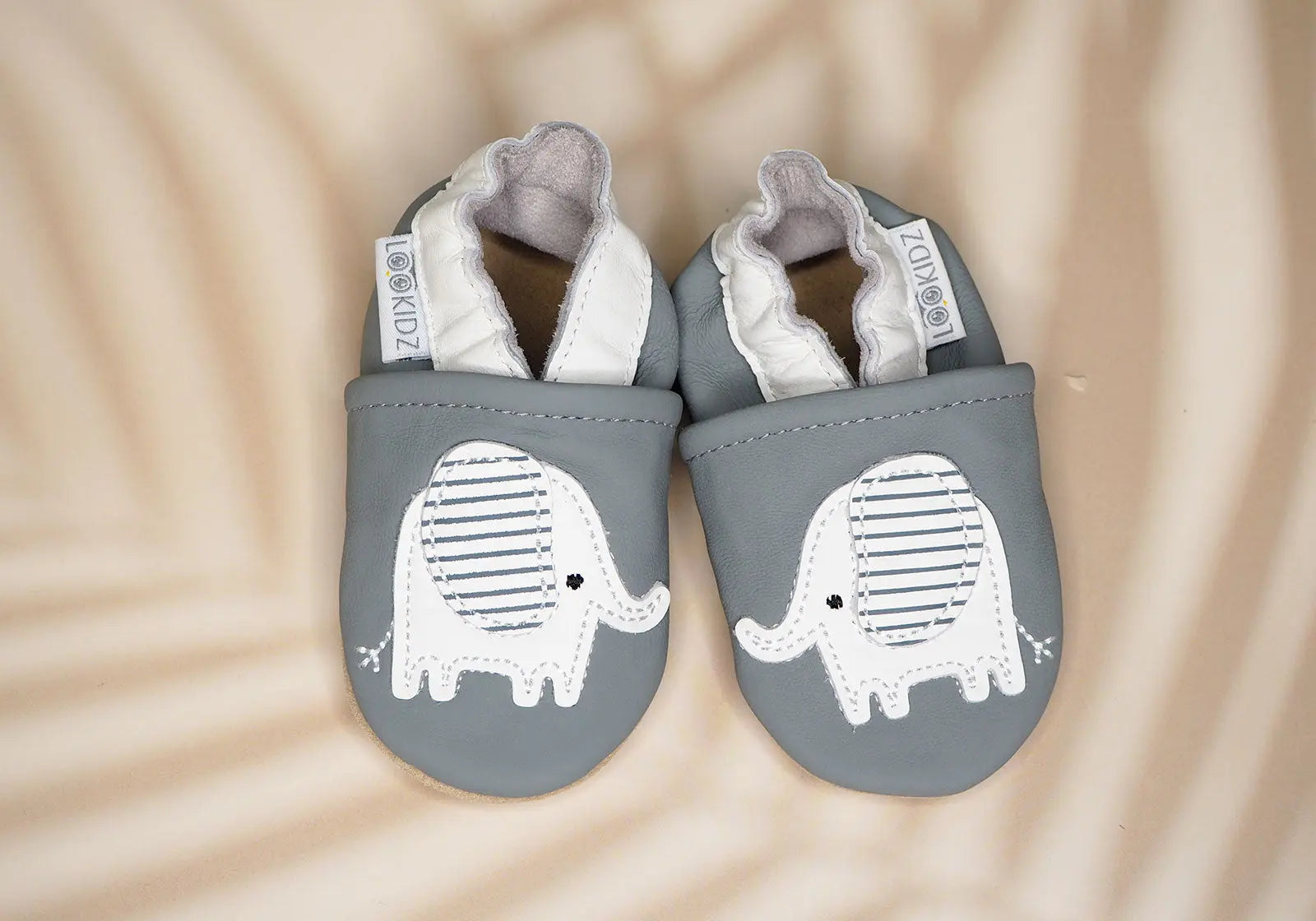 Chaussons en cuir souple Lookidz - Eléphants blanc - Lilinappy
