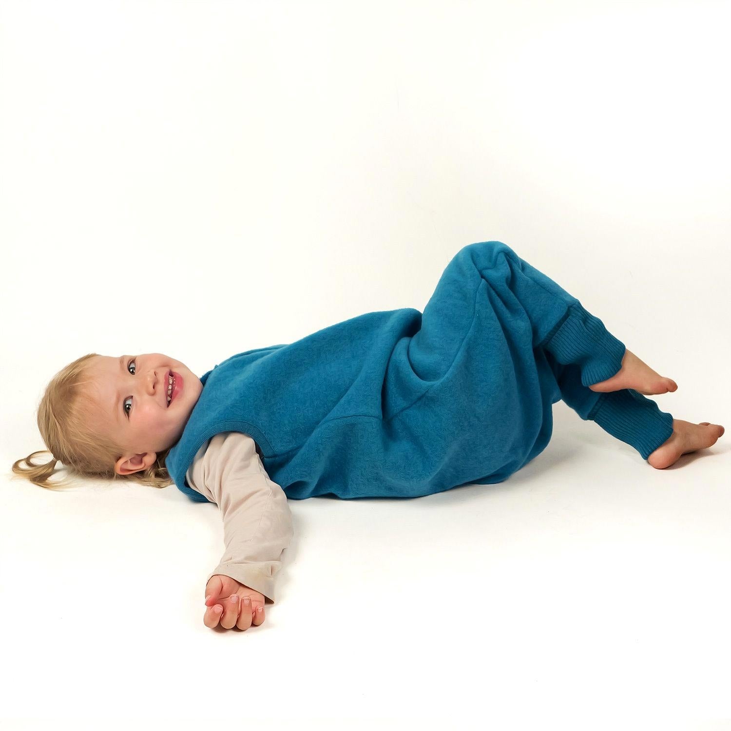 Combinaison de nuit bébé sans manches en polaire de laine bio Reiff - Pacific blue