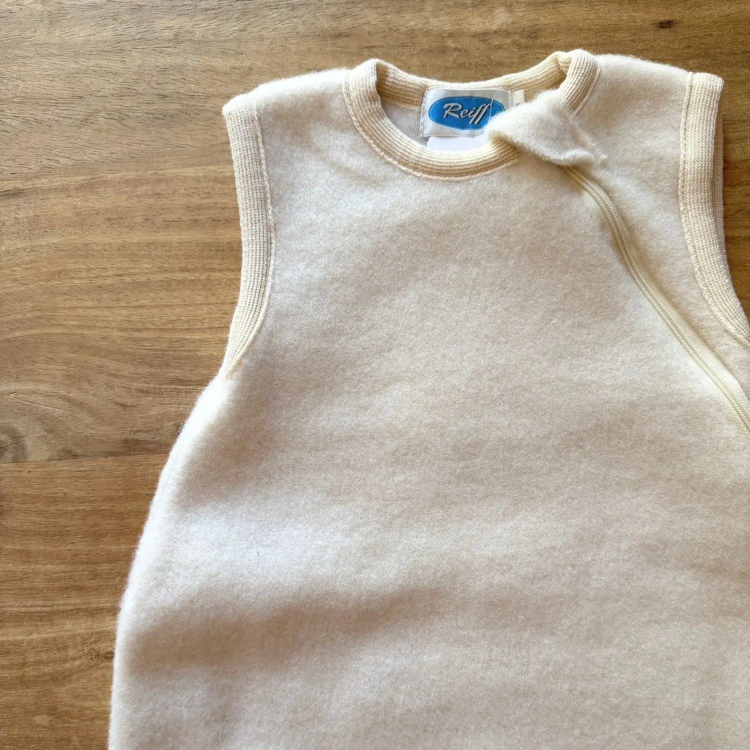 Gigoteuse sans manches en polaire de laine bio Reiff - Naturel