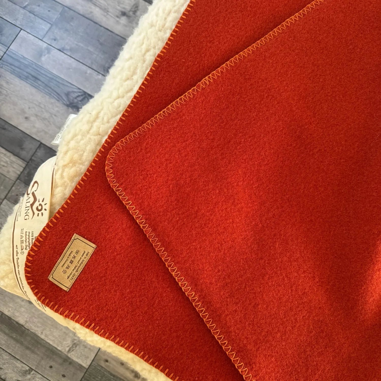 Couverture en laine vierge Songe Sassoupi - Rouille