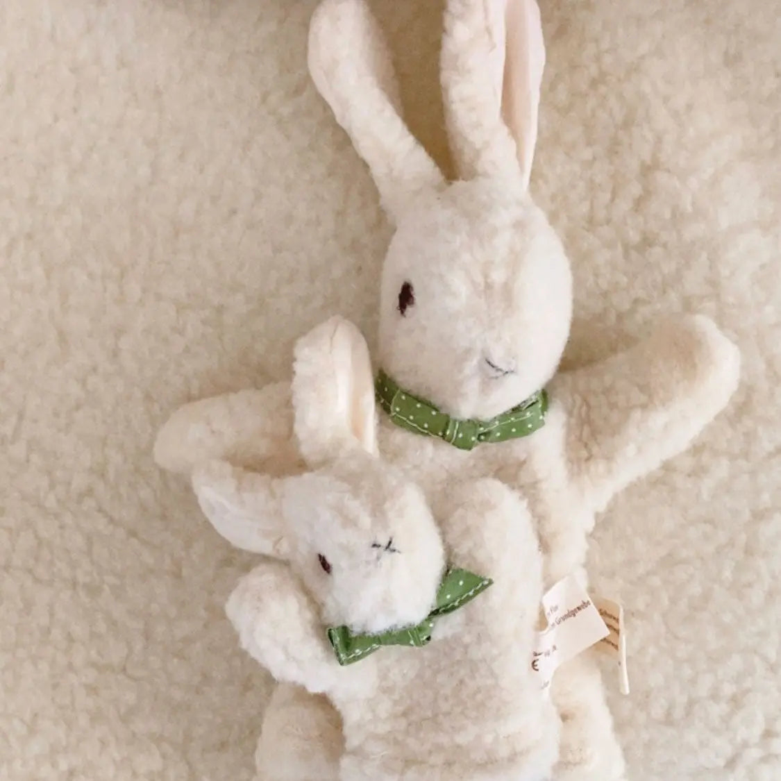 Marionnette en laine vierge Maman/bébé Sassoupi - Lapin