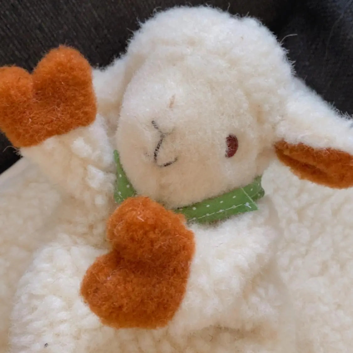 Marionnette en laine vierge Sassoupi