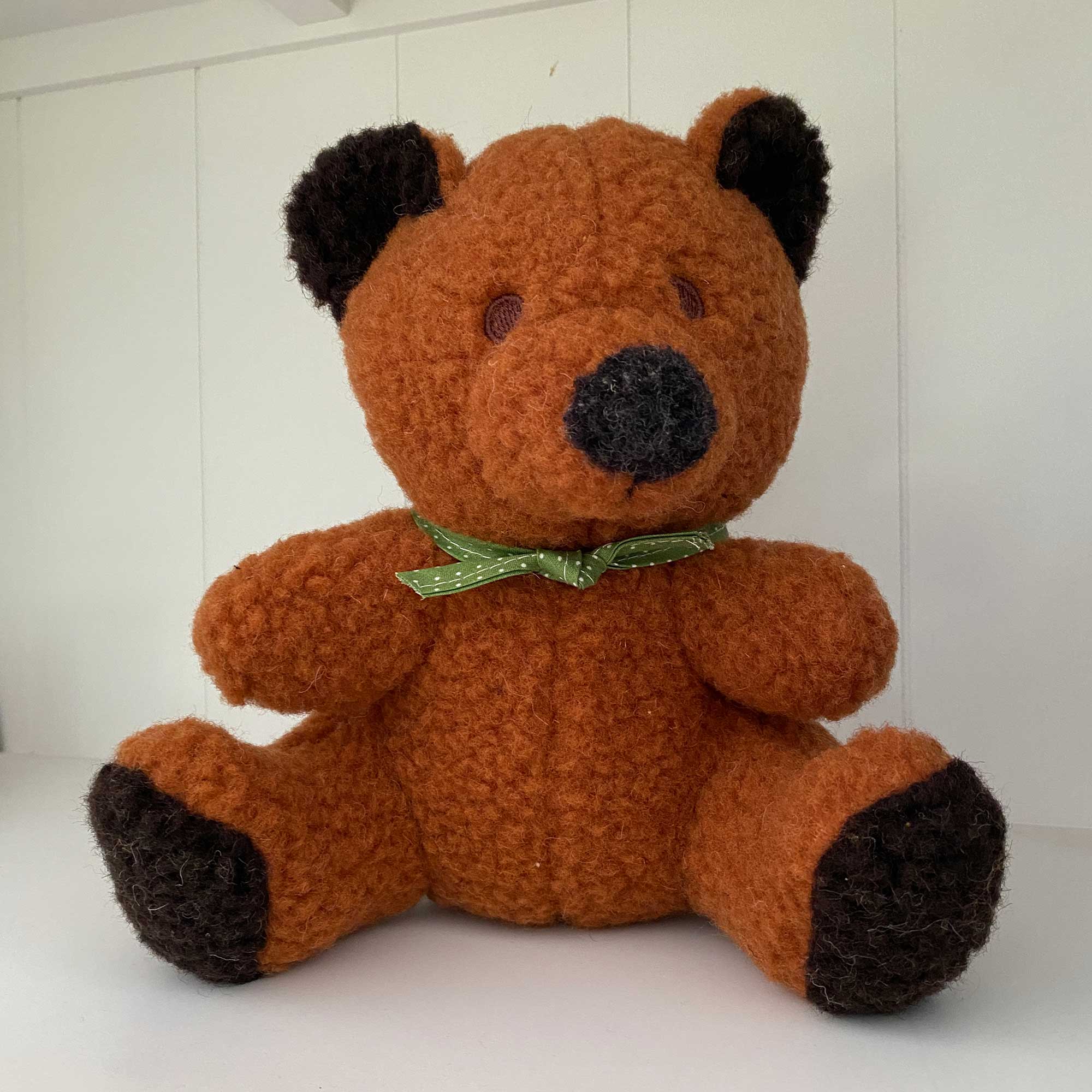Nounours en laine vierge Sassoupi - Marron