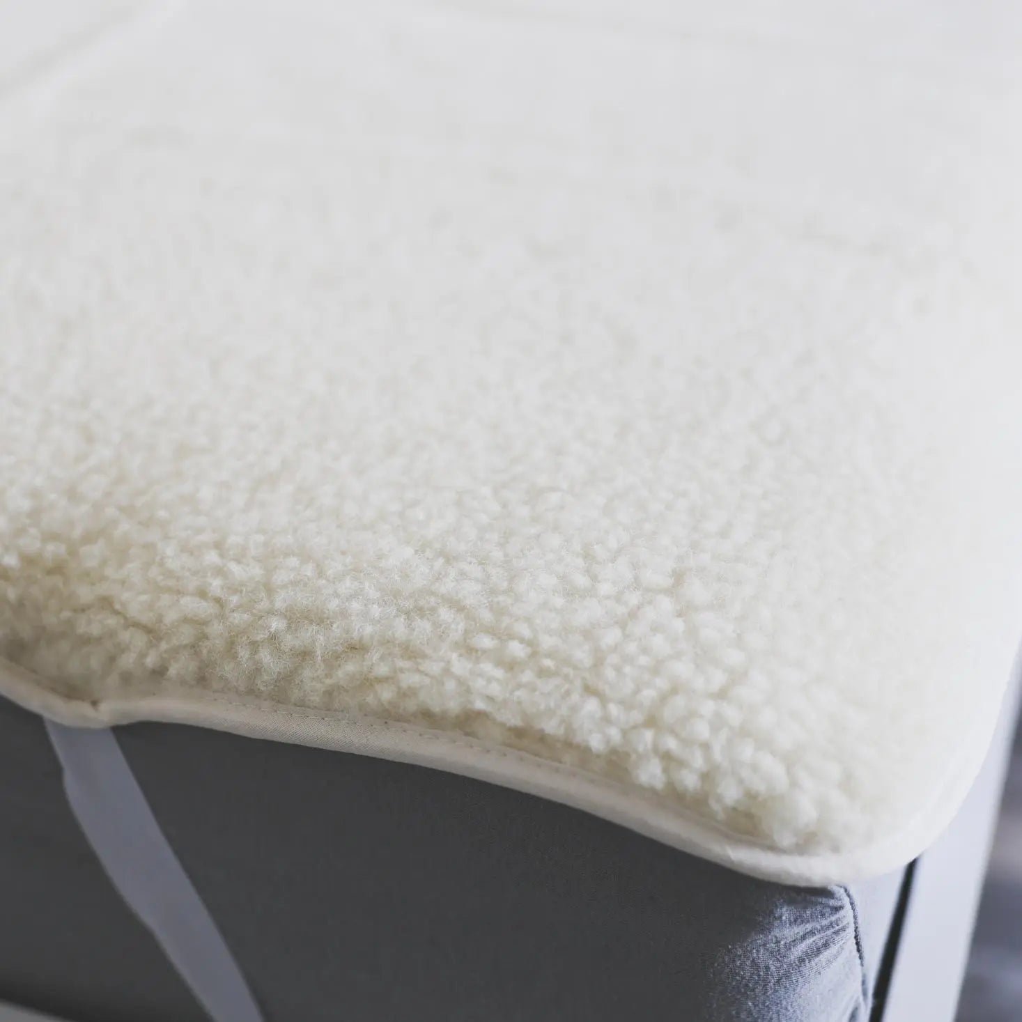 Protège matelas en laine vierge Sassoupi - 90x190 cm