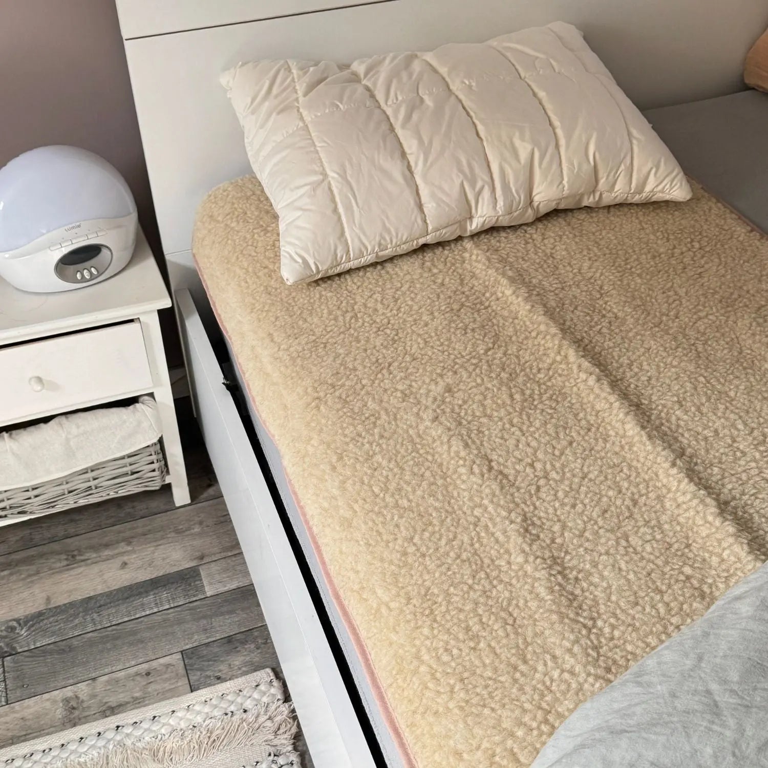 Surmatelas fin en laine vierge Sassoupi Beige - 70x140cm