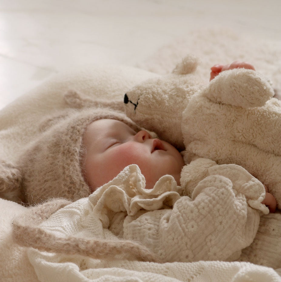 Doudou ours blanc en coton bio & laine Senger Naturwelt