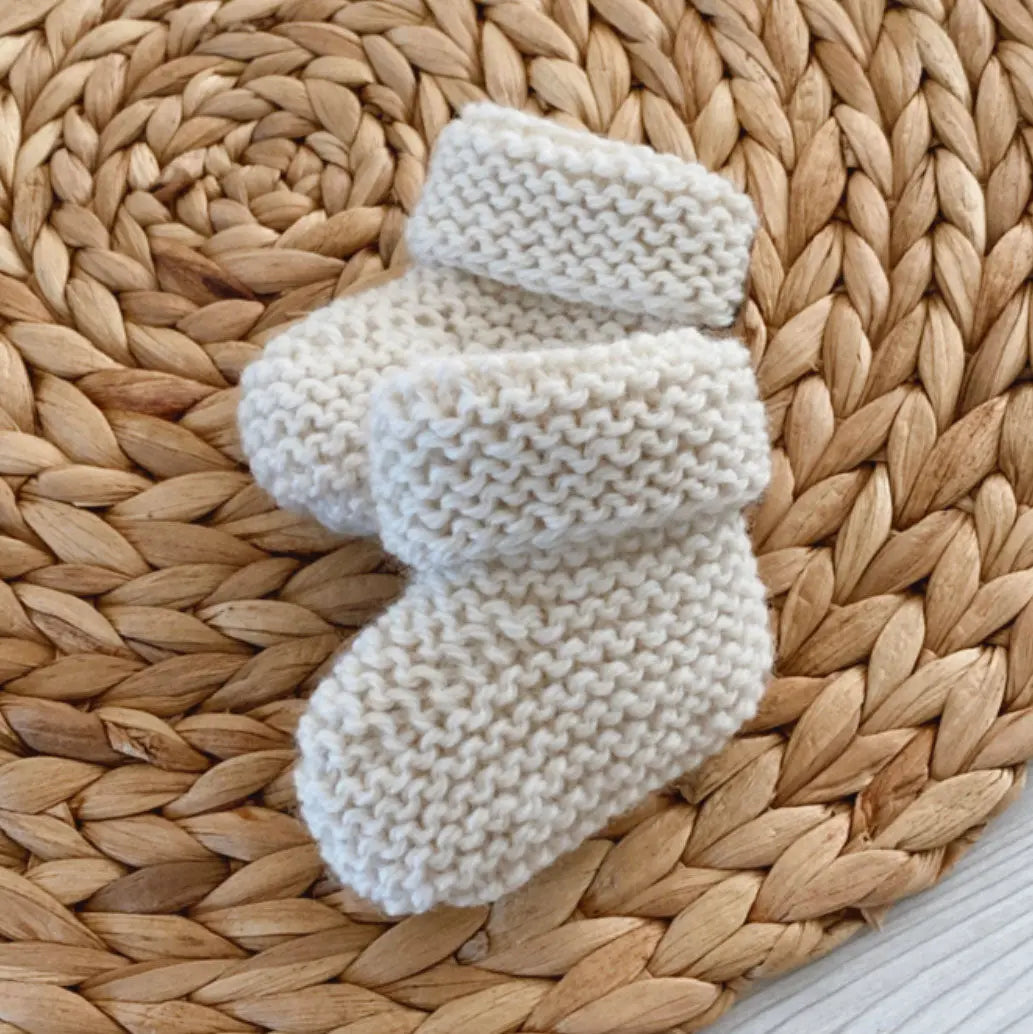 Chaussons tricotés à la main en laine SMA - Naturel | Lilinappy