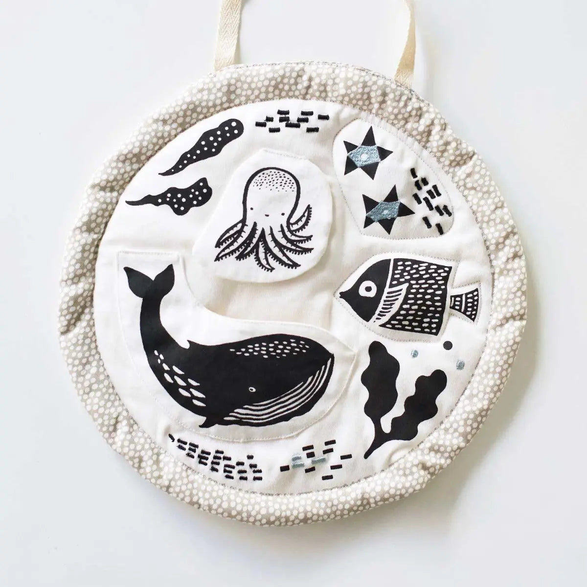 Petit tapis d'activité rond en coton bio Wee Gallery Océan