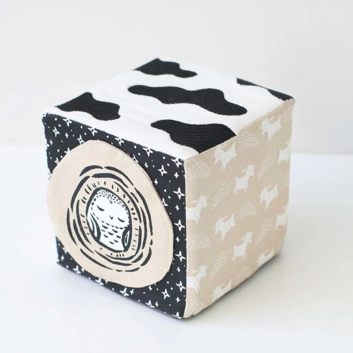 Cube sensoriel Wee Gallery Bébés animaux