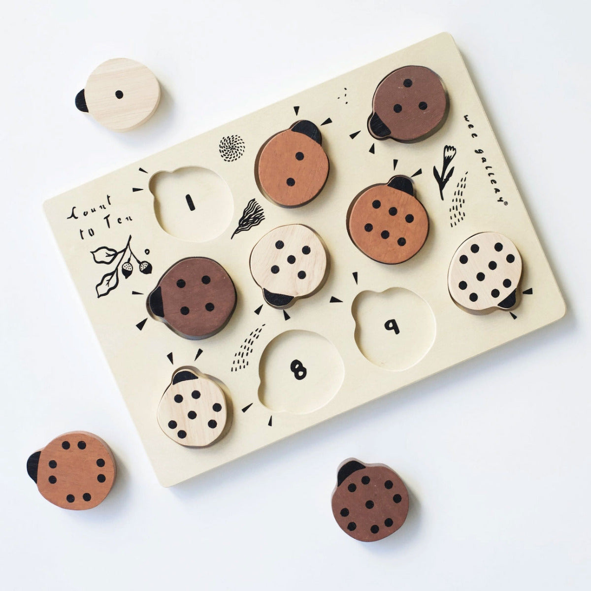 Puzzle en bois Wee Gallery - Coccinelles - Lilinappy