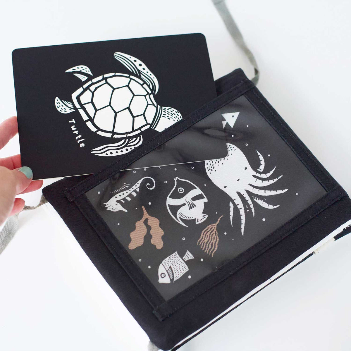 Support en coton bio pour cartes Wee Gallery - Lilinappy