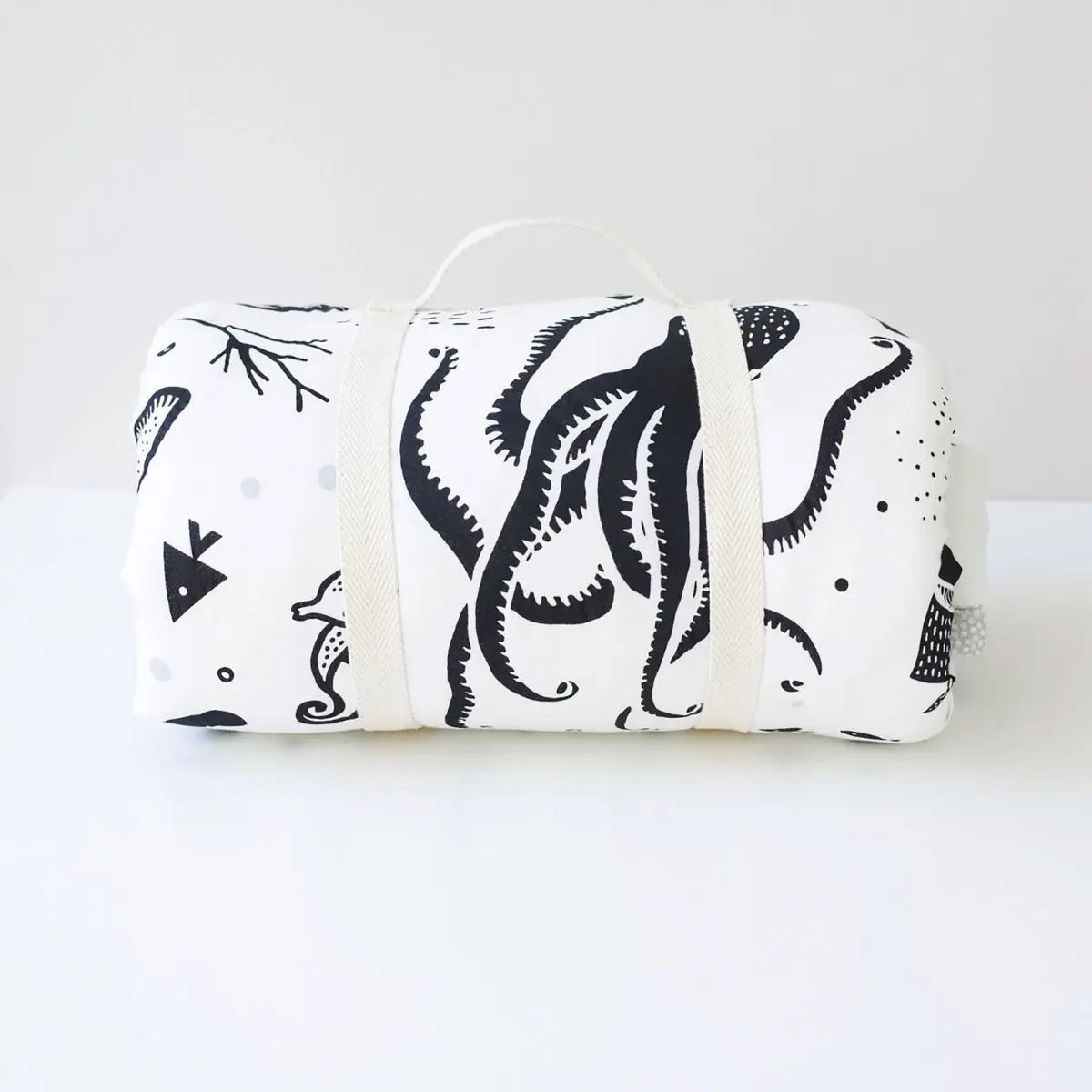 Tapis de jeu en coton bio Wee Gallery - Océan - Lilinappy