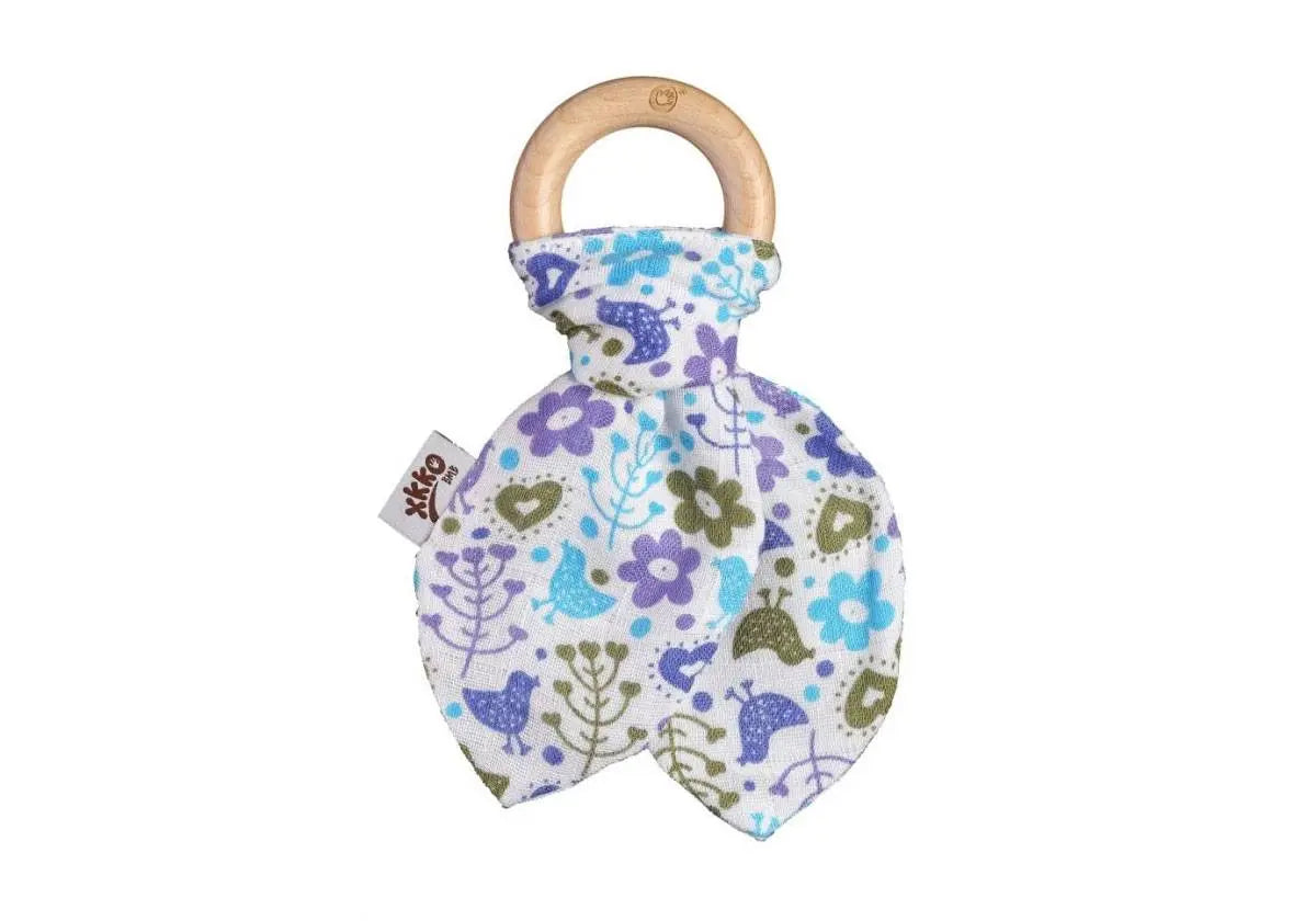 Anneau de dentition XKKO en bois et bambou. Imprimé Flowers&Birds