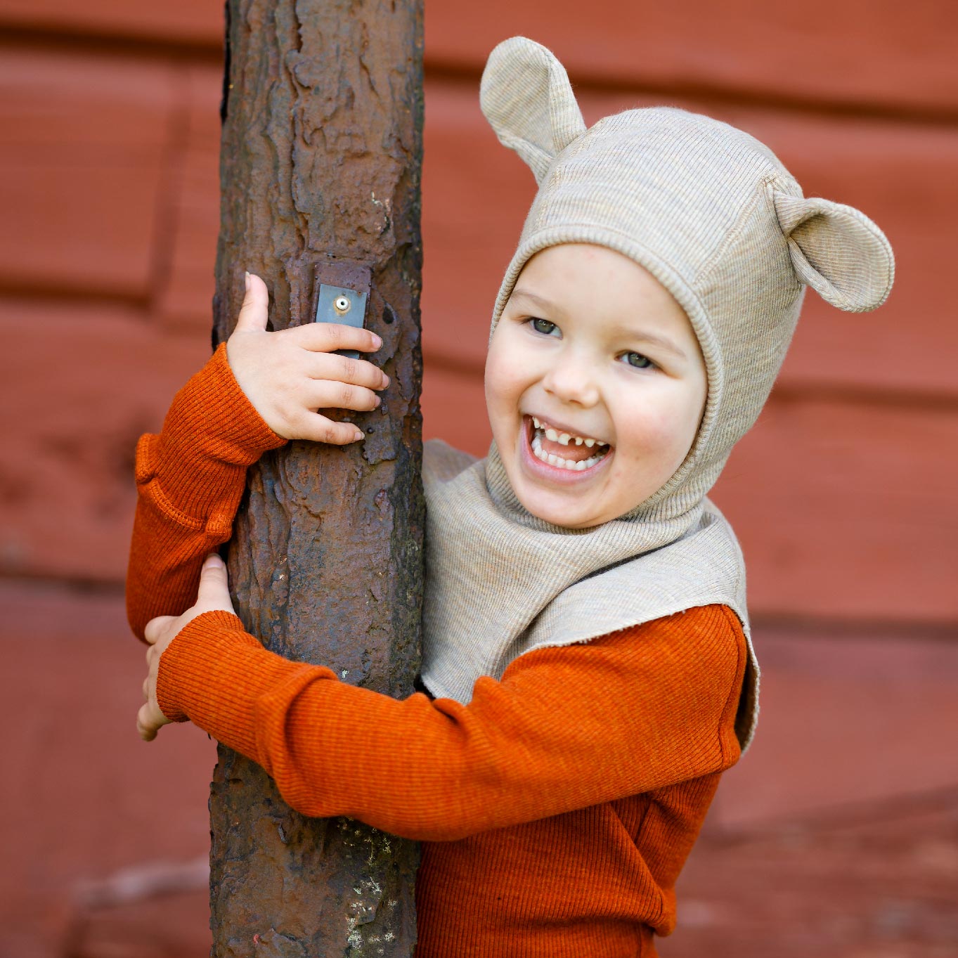 Cagoule en laine mérinos Teddy Manymonths 