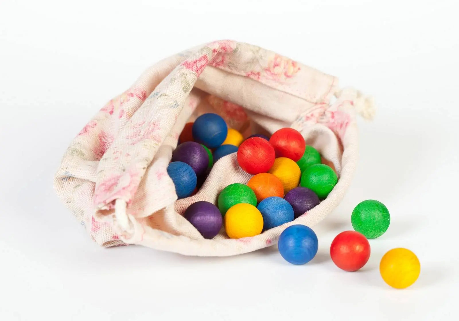 36 boules en bois coloré Grapat