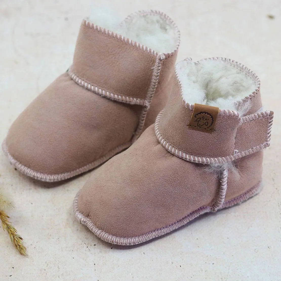 Bottines bébé en peau d’agneau KUSCHL – Rose