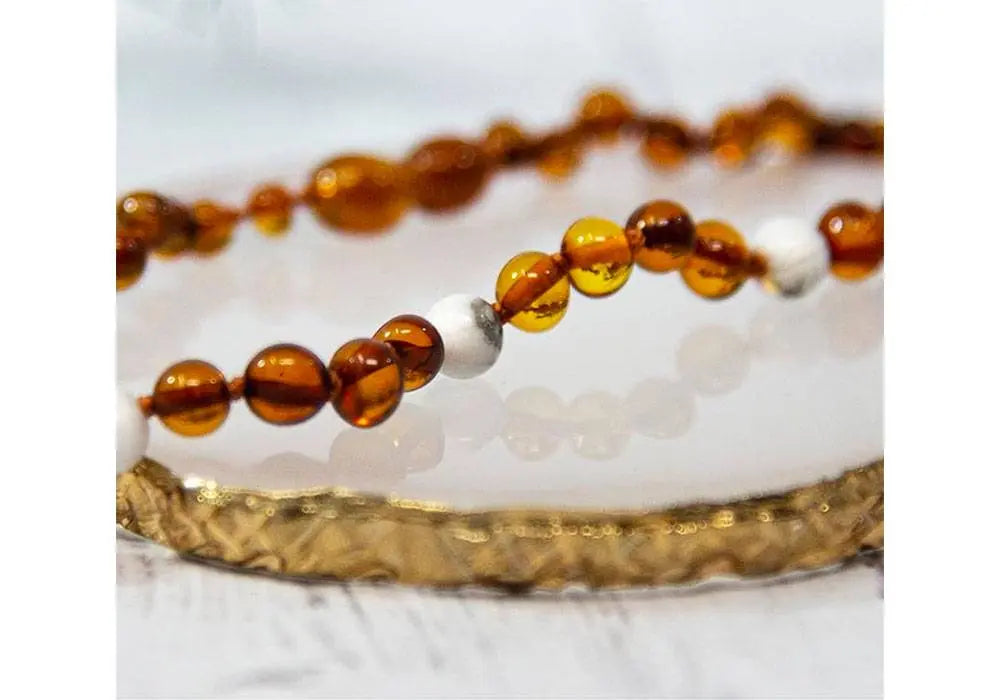 Collier pour bébé en pierres naturelles Ambre/Howlite Irreversible Bijoux Irreversible bijoux