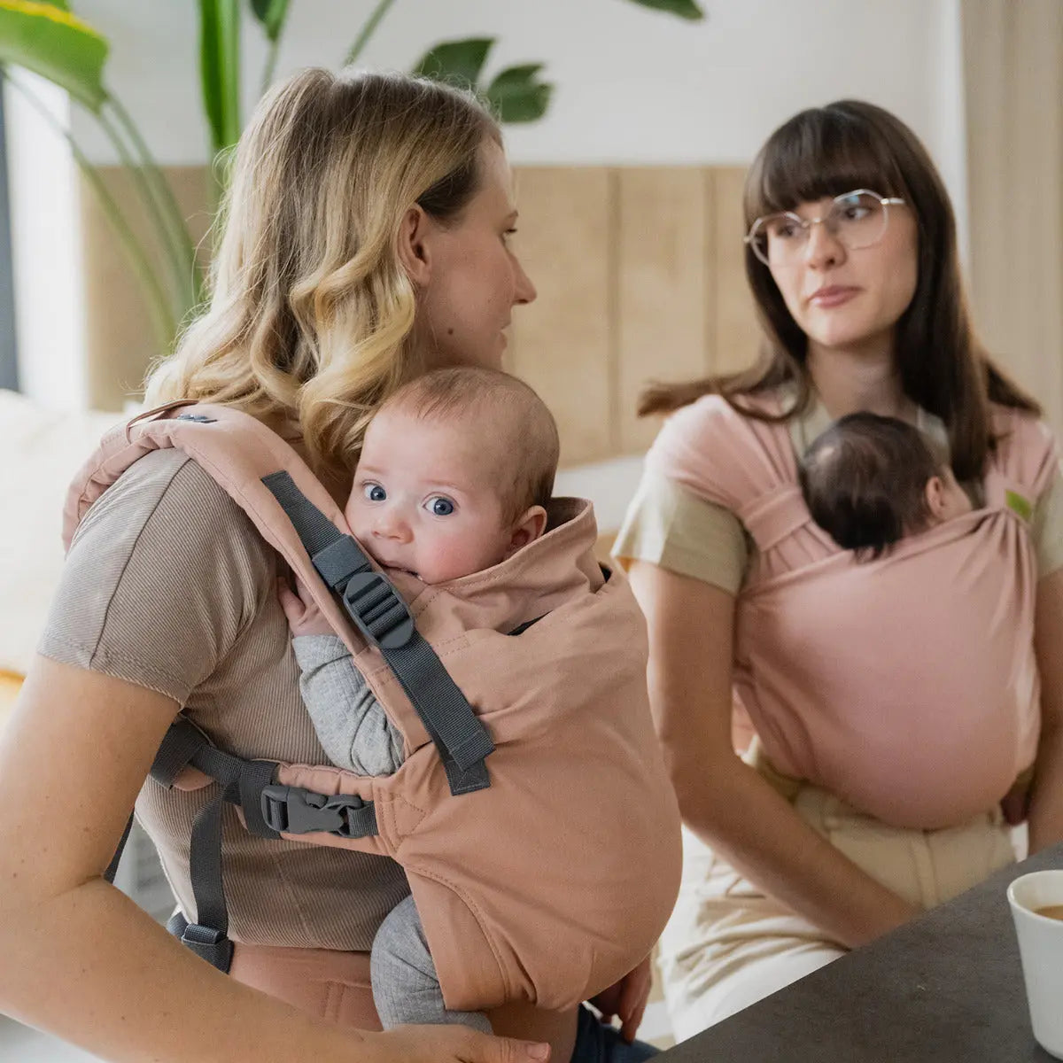 Porte-bébé hybride Boba Bliss Bloom