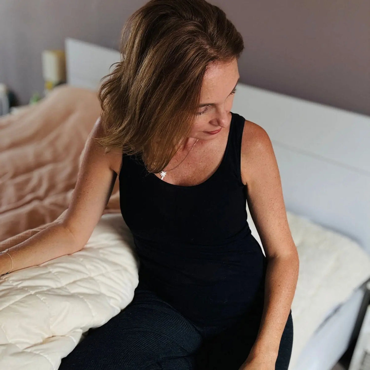 Débardeur pour femme en laine et soie Cosilana - Noir