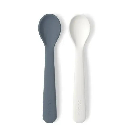 Lot de 2 cuillères bébé en silicone Ekobo, coloris cloud et Storm