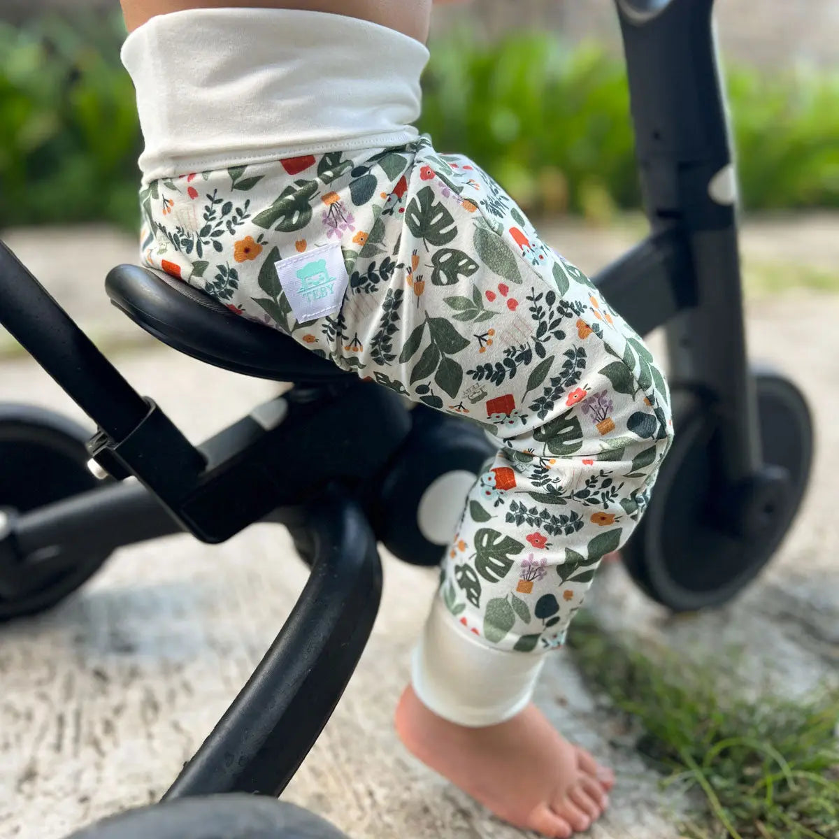 Pantalon évolutif Culla Di Teby - Fleurs bord blanc