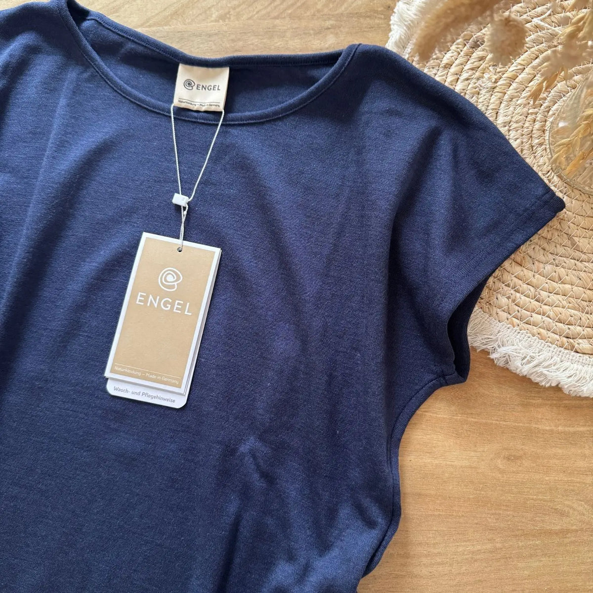 T-shirt femme en laine mérinos & soie fluide Engel Natur – Bleu marine