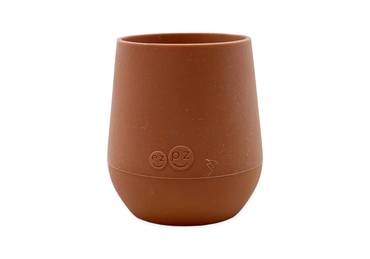 Gobelet d'apprentissage en silicone EZPZ - Terre de sienne