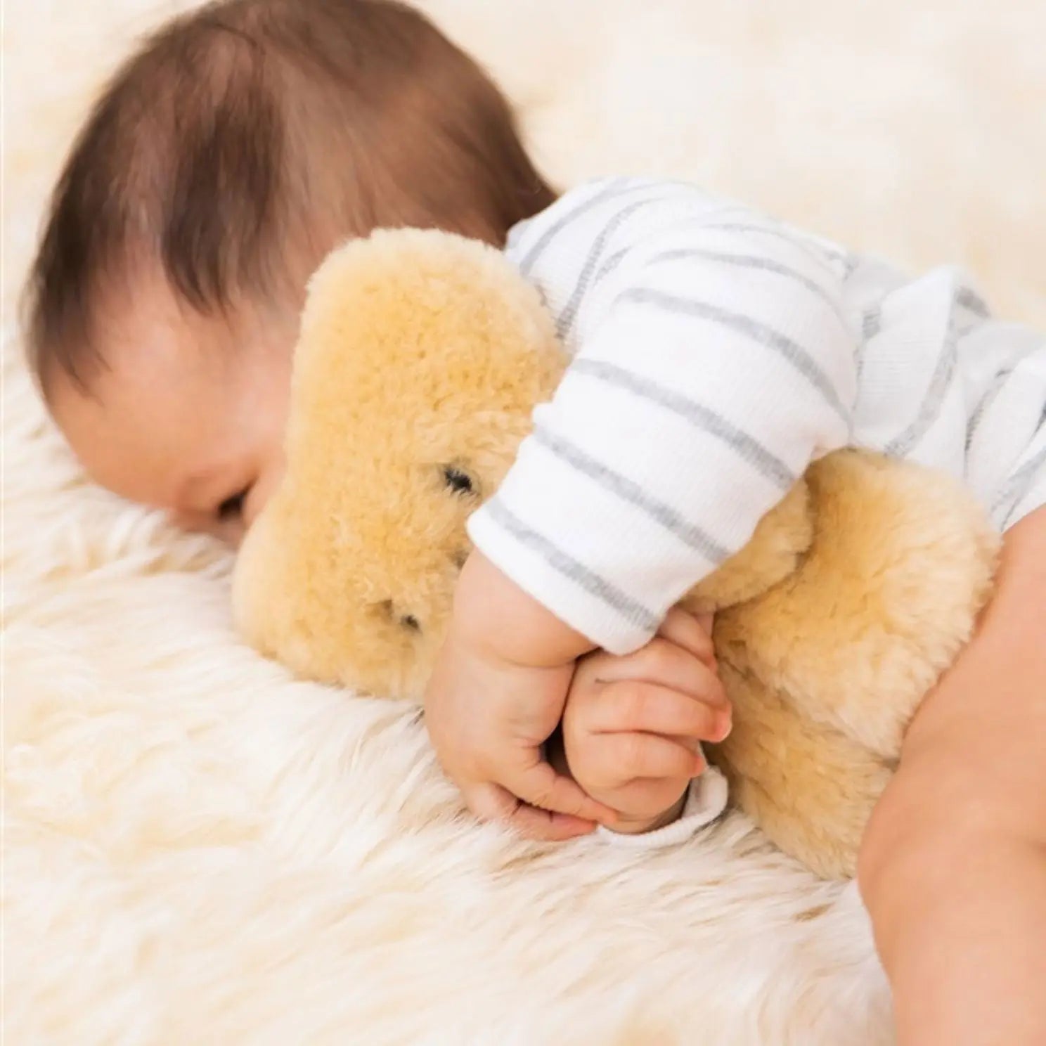 Nounours en peau de mouton Flatout Baby - Honey 