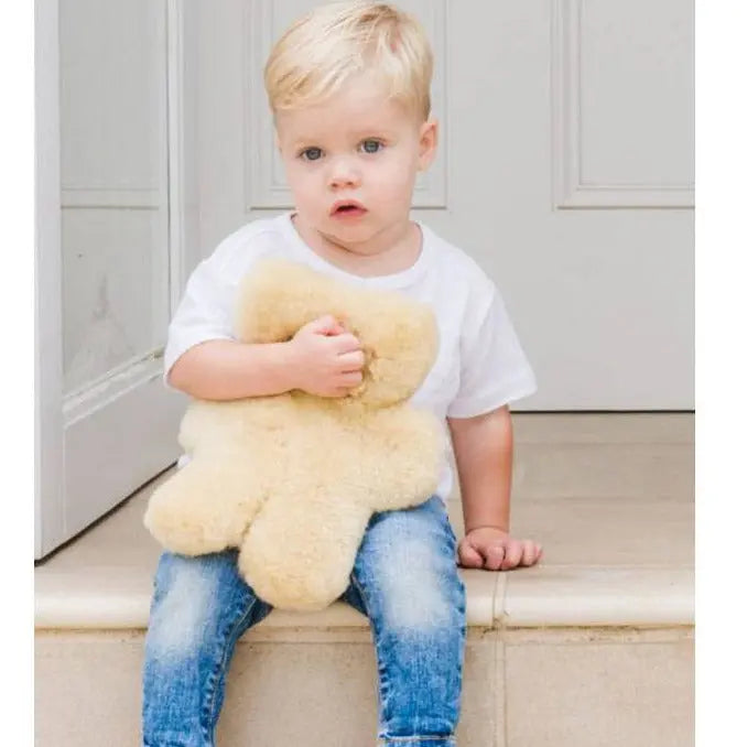 Nounours en peau de mouton Flatout Baby - Milk Flatout