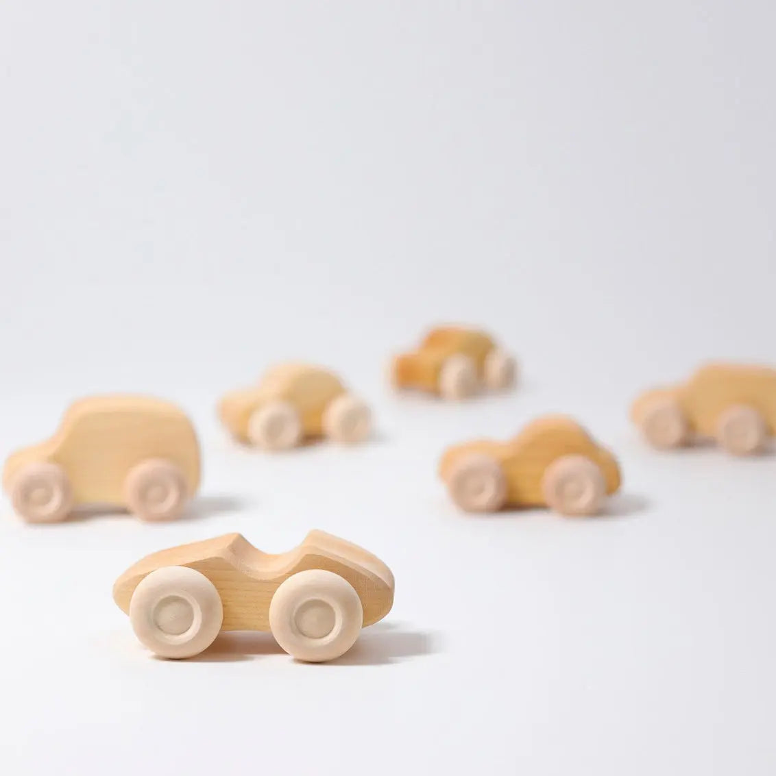 6 petites voitures en bois Grimm's Grimms