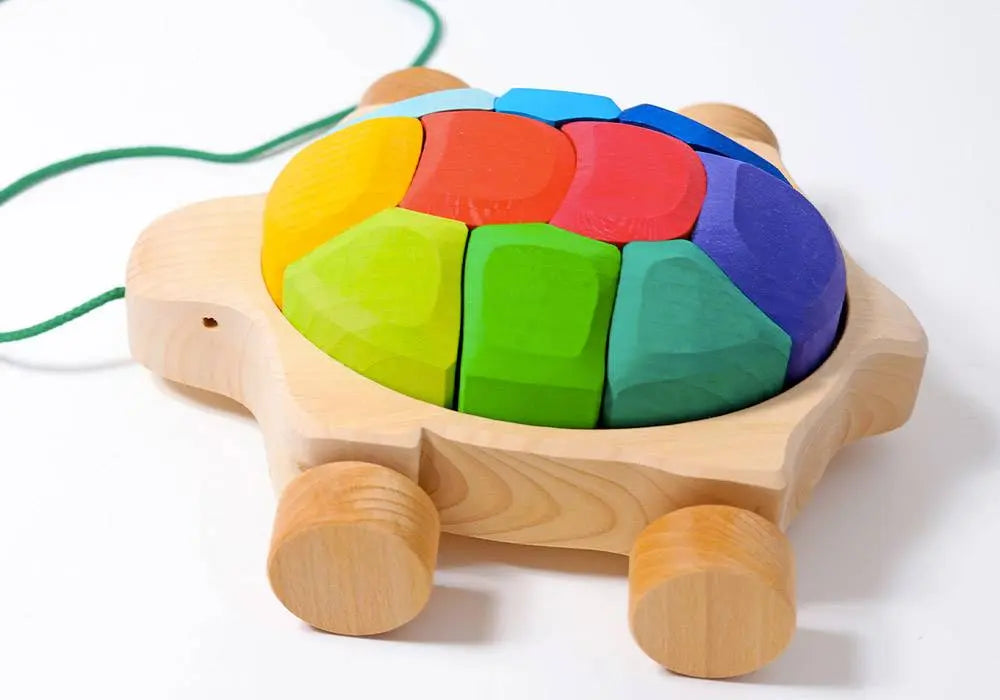 Tortue multicolore en bois à tirer Grimm's Grimms