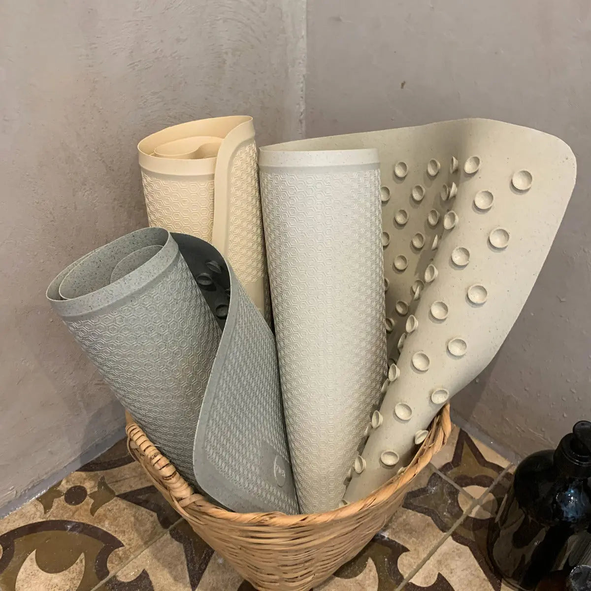 Grand tapis de bain en caoutchouc Hevea - Granite 