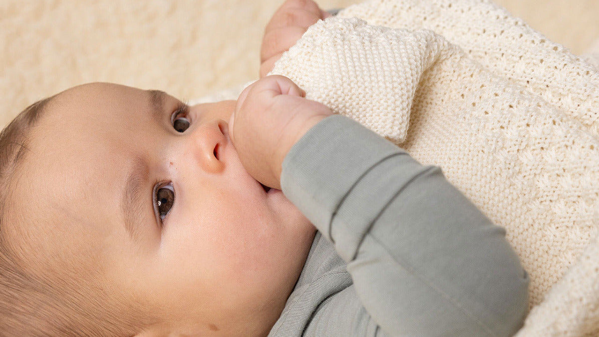 Couverture bébé nid d'abeilles en laine Disana - Indigo