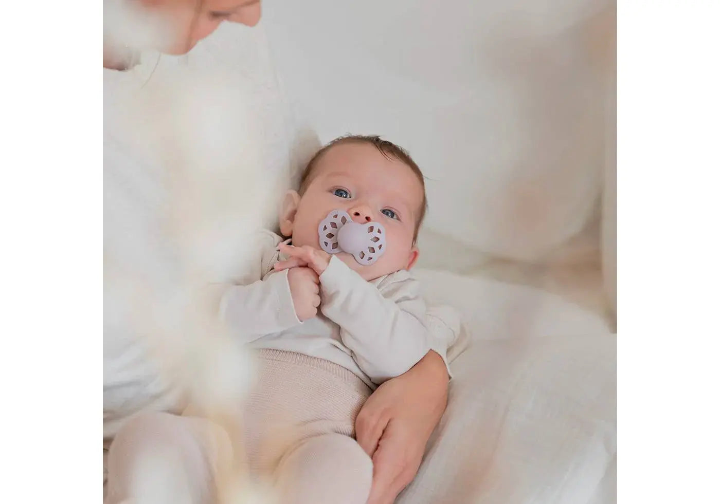 Lot de 2 tétines Infinity anatomique Bibs - Ivoire/sage - Lilinappy