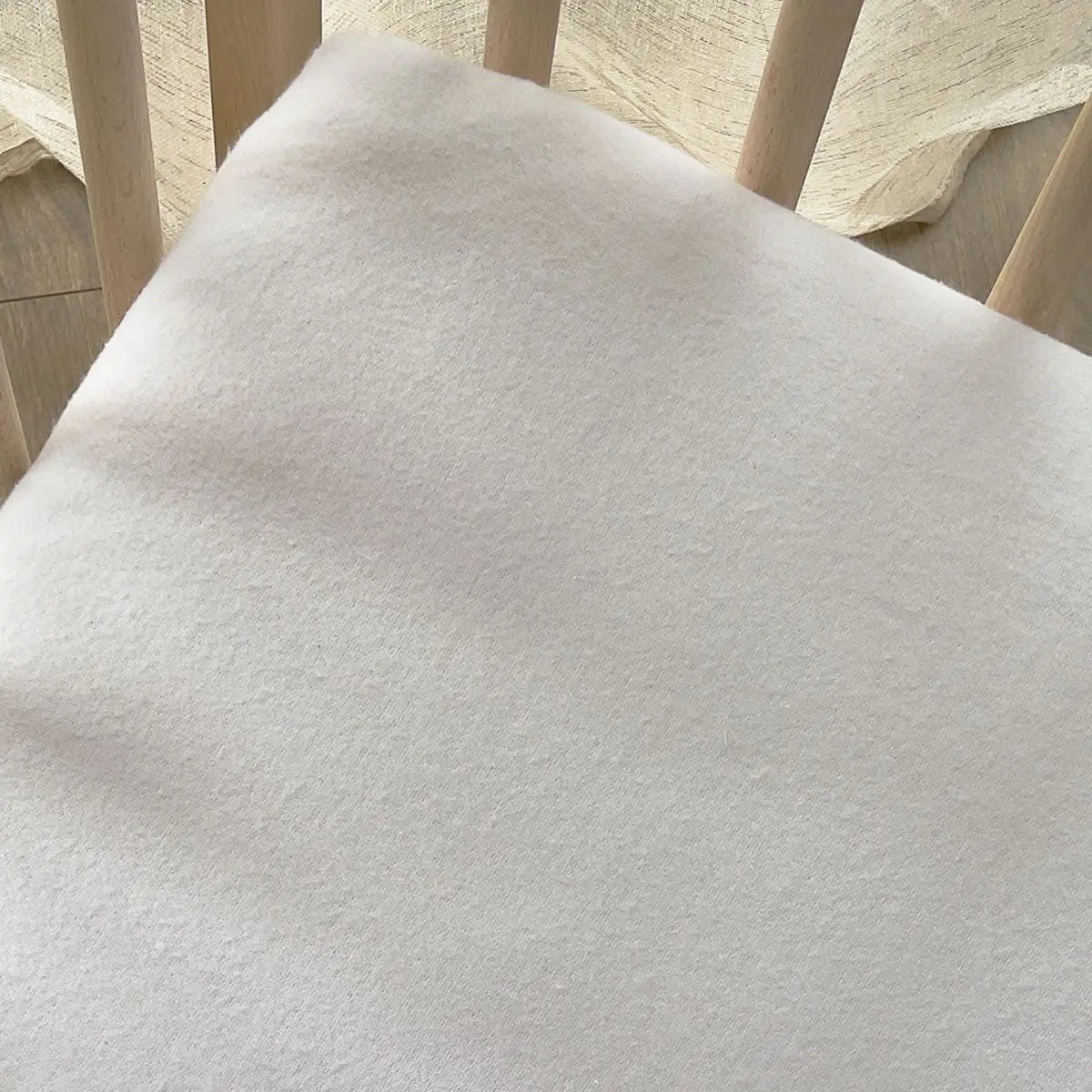 Protège-matelas en flanelle de coton bio - sans plastique Kadolis - Lit enfants 