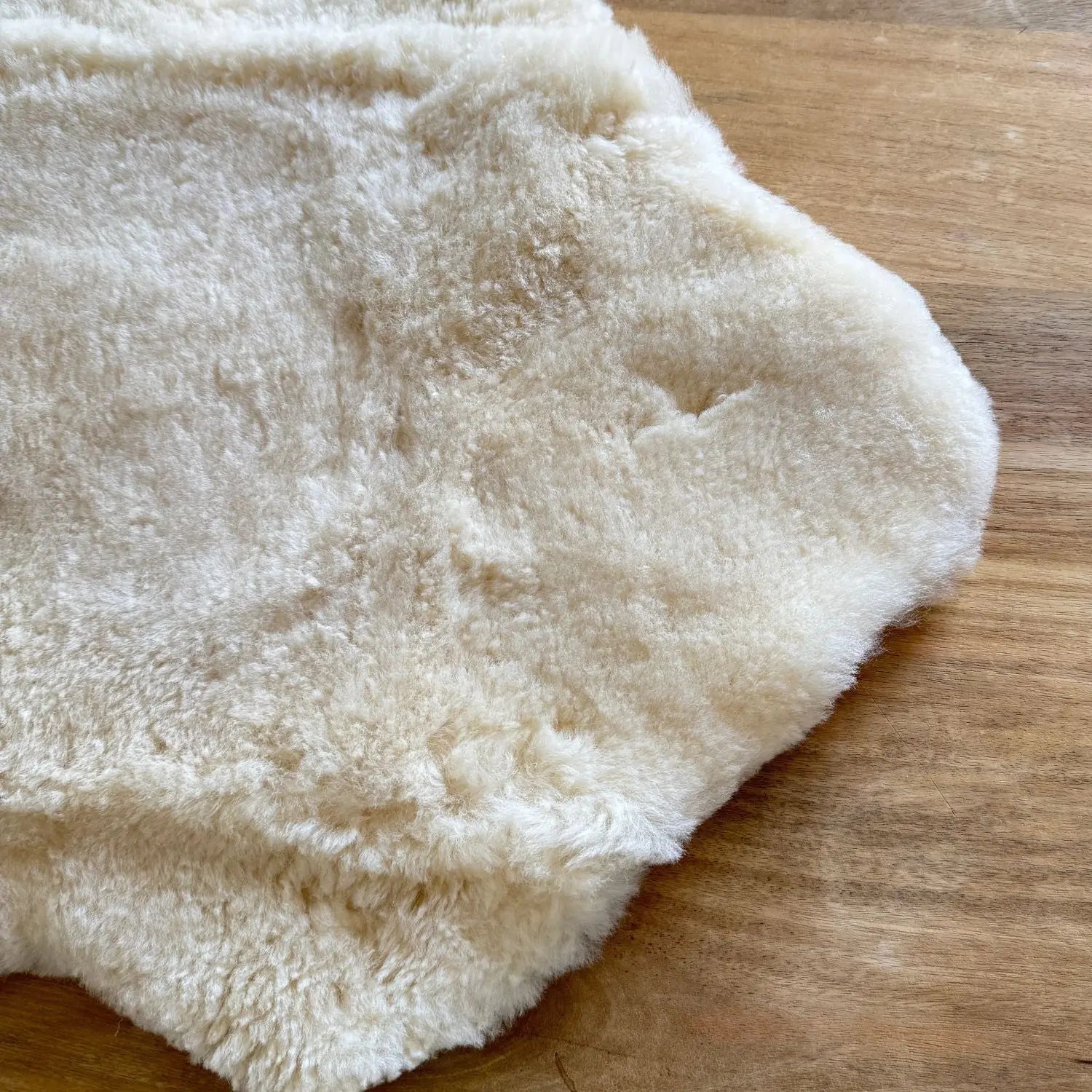 Peau d’agneau Mimosa à tannage végétal Kaiser - 80-90cm 