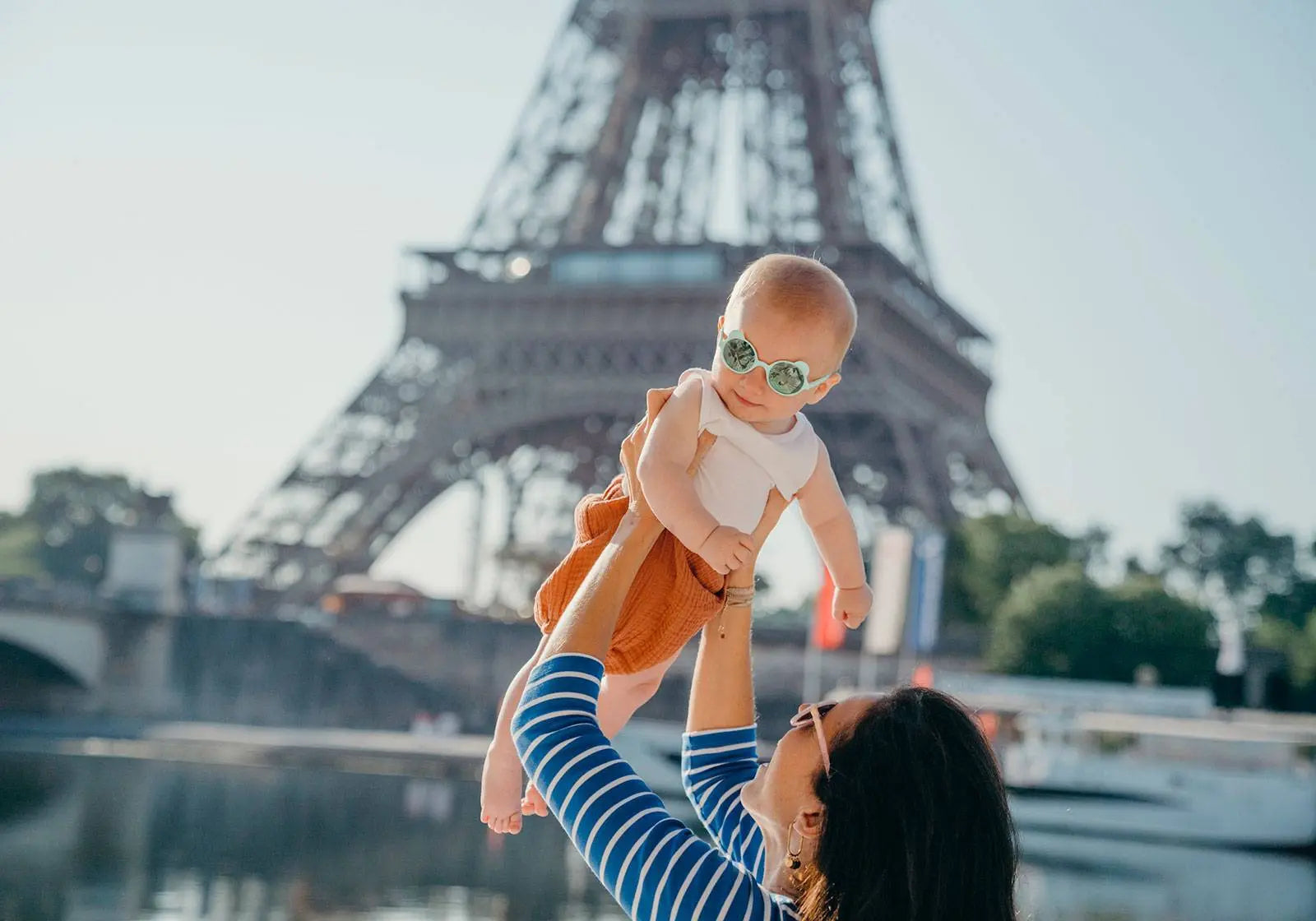 Lunettes de soleil Ourson KI ET LA - Vert amande - Lilinappy