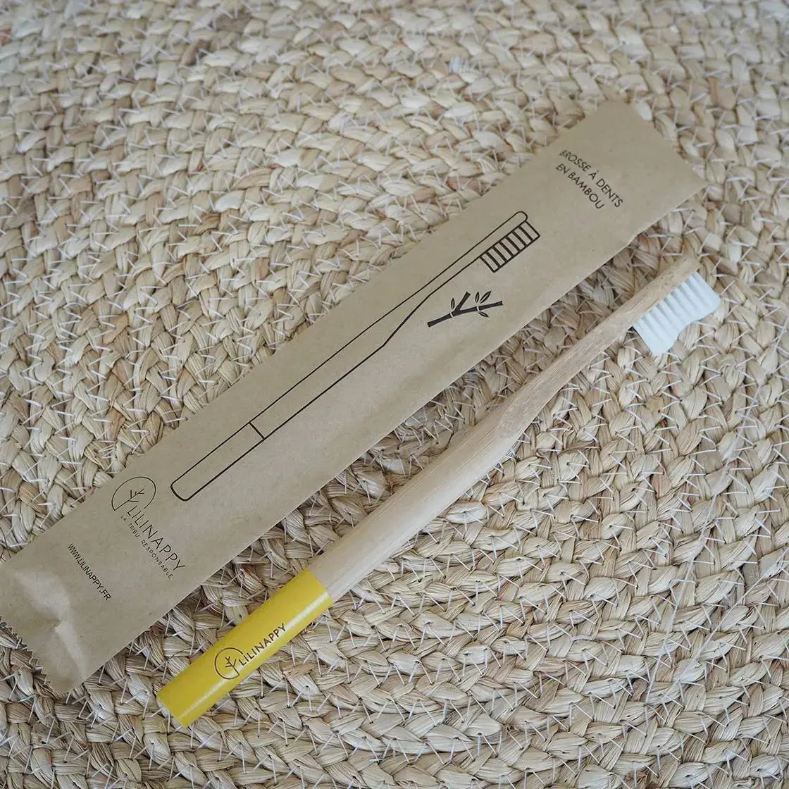 Brosse à dents en bambou - ADULTES - Lilinappy