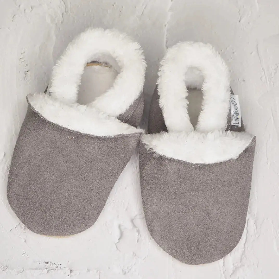 Chaussons en cuir fourrés Lookidz Suédé gris - Lilinappy