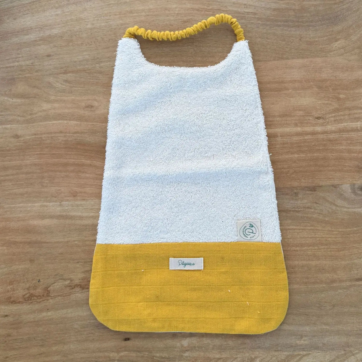 Bavoir élastiqué Pitigaïa en coton bio